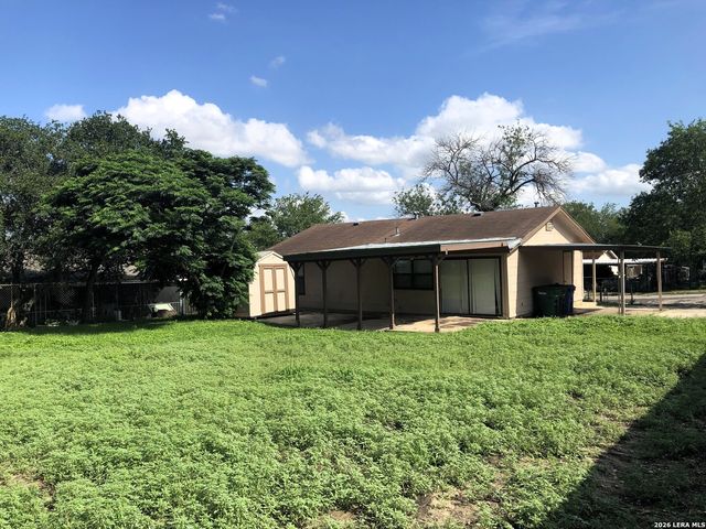 6223 SLATE VALLEY DR, San Antonio, TX 78242