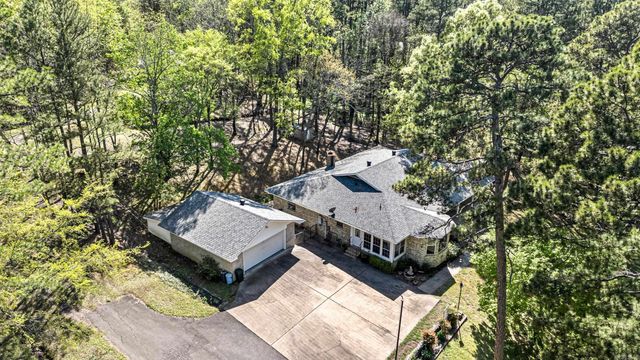 1533 Bakers Creek Road, Russellville, AR 72802