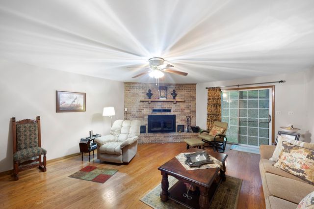 1533 Bakers Creek Road, Russellville, AR 72802