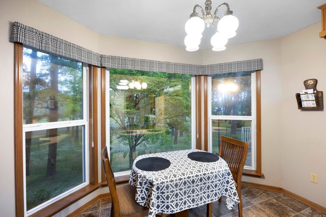 1533 Bakers Creek Road, Russellville, AR 72802