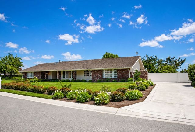 10131 Verde Lomas, Villa Park, CA 92861