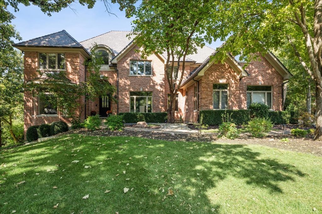 47 S Wynstone Drive, North Barrington, IL 60010