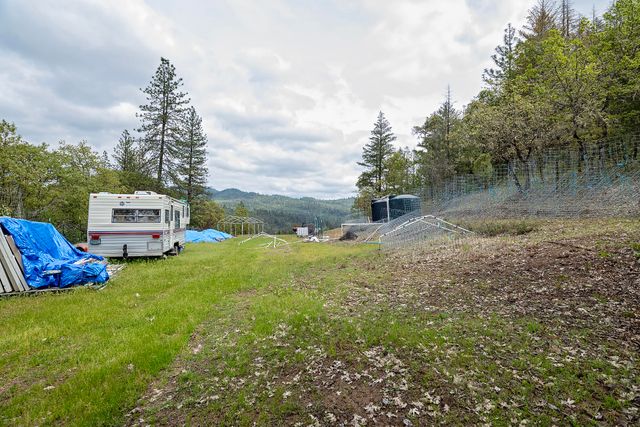 0 Cabetowne Way, Shady Cove, OR 97539