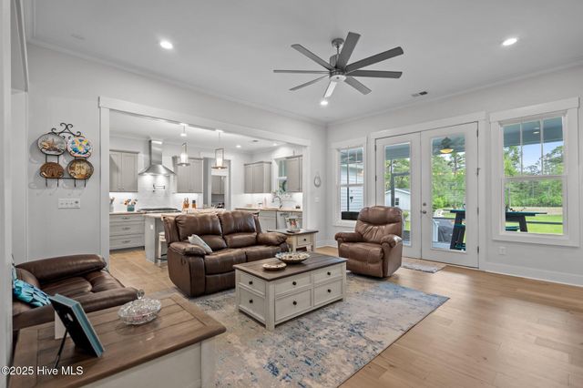 9335 Fallen Pear Lane, Leland, NC 28451