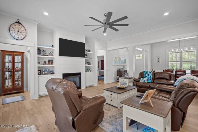 9335 Fallen Pear Lane, Leland, NC 28451