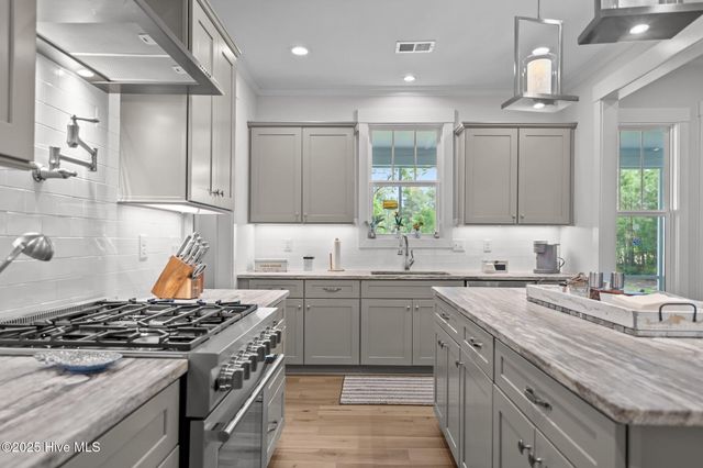 9335 Fallen Pear Lane, Leland, NC 28451