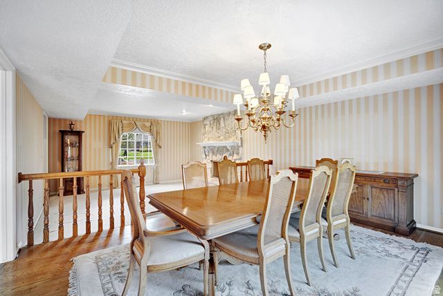4 ROLLINGWOOD LN, Sandy, UT 84092