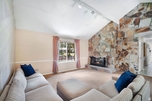4 ROLLINGWOOD LN, Sandy, UT 84092