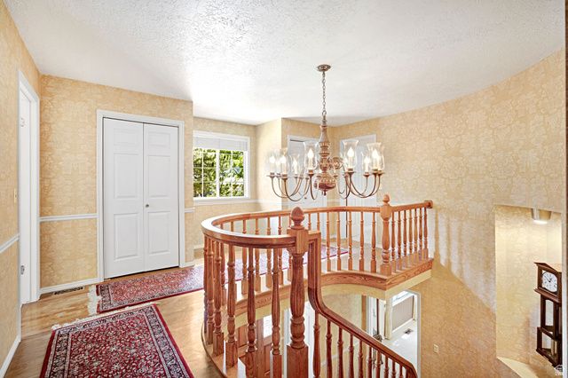 4 ROLLINGWOOD LN, Sandy, UT 84092