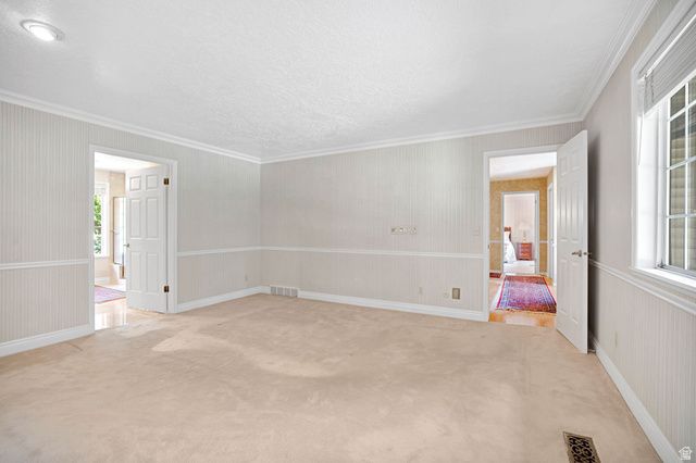 4 ROLLINGWOOD LN, Sandy, UT 84092