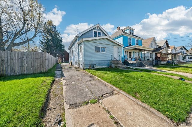 203 Hutchinson Avenue, Buffalo, NY 14215
