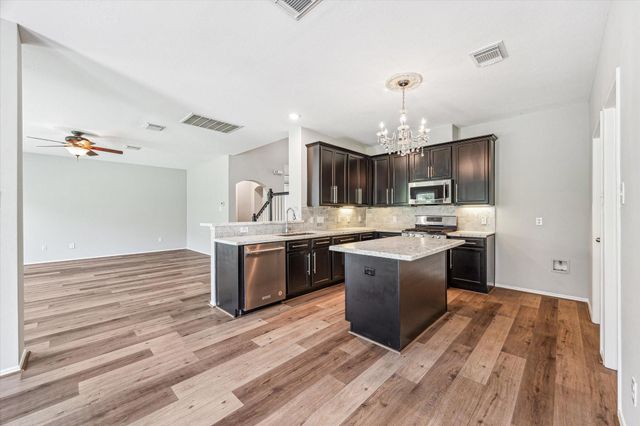 2551 Goldeneye Lane, League City, TX 77573