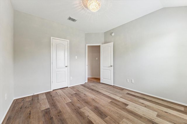 2551 Goldeneye Lane, League City, TX 77573