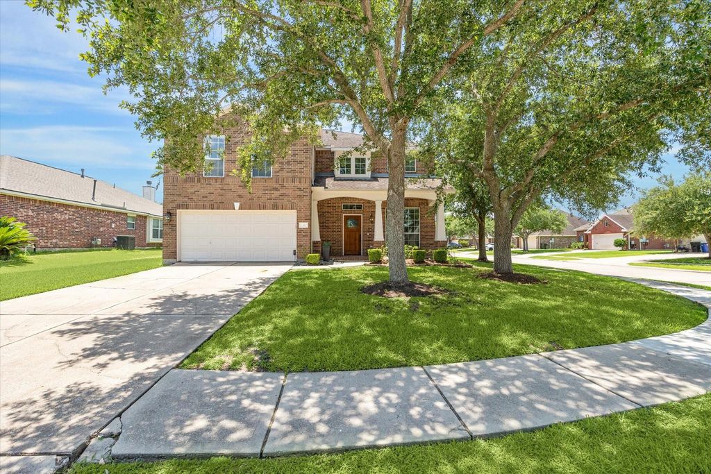 2551 Goldeneye Lane, League City, TX 77573