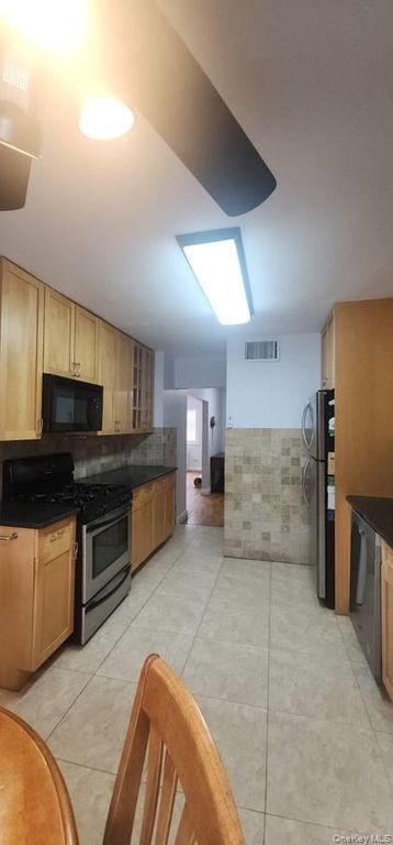 7920 150th Street, Kew Garden Hills, NY 11367