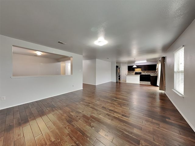 14721 Forest Hollow Drive, Balch Springs, TX 75180