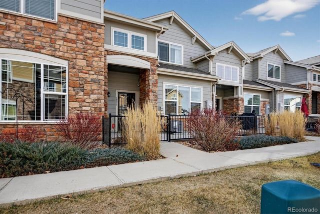 1853 S Buchanan Circle, Aurora, CO 80018
