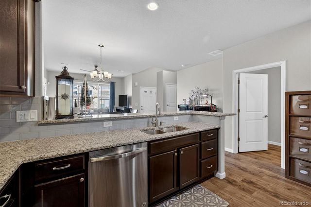 1853 S Buchanan Circle, Aurora, CO 80018