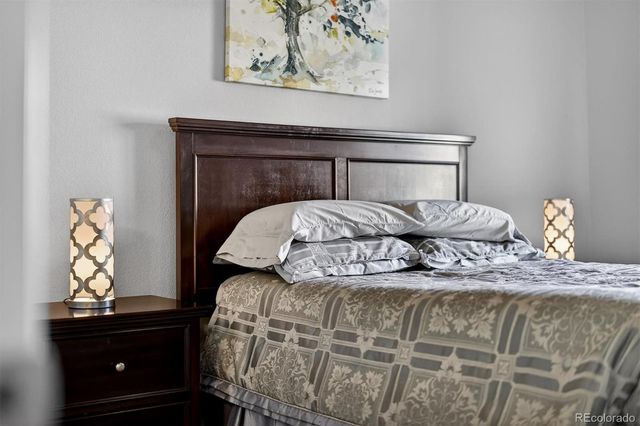 1853 S Buchanan Circle, Aurora, CO 80018