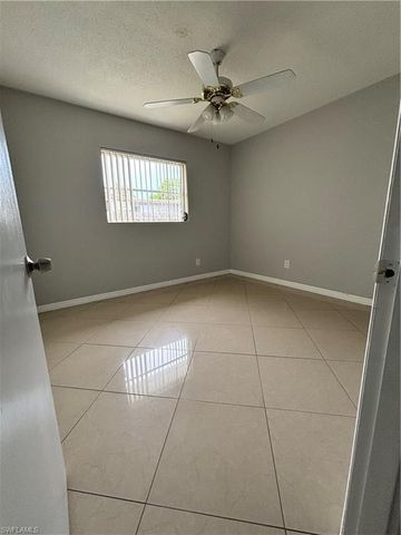 209 Punta Alta CT, Lehigh Acres, FL 33936