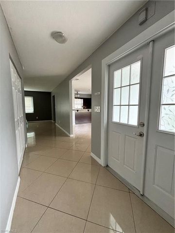 209 Punta Alta CT, Lehigh Acres, FL 33936