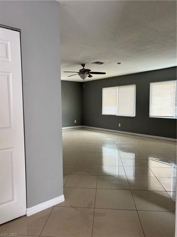 209 Punta Alta CT, Lehigh Acres, FL 33936