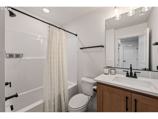 8148 Se Newberry St, Hillsboro, OR 97123