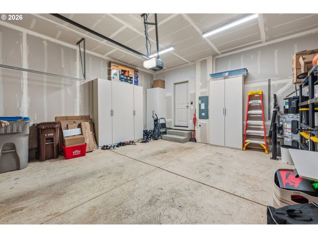 8148 Se Newberry St, Hillsboro, OR 97123