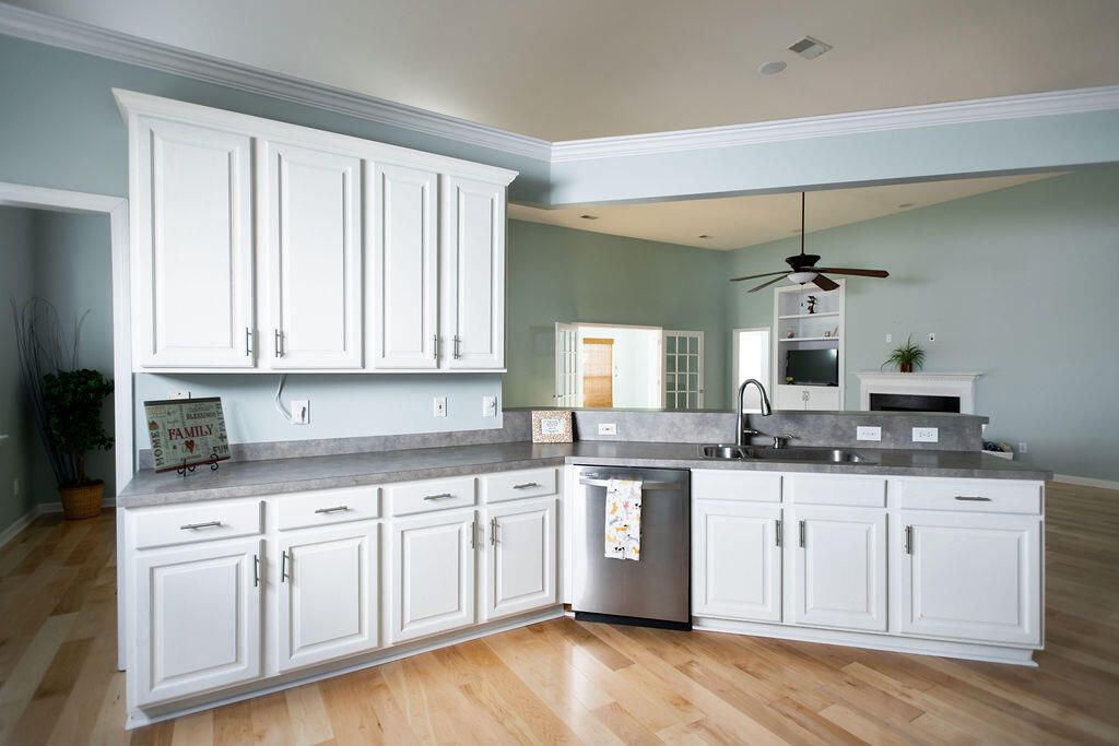 Image 13 of property listing at 1817 Great Hope Drive, Mount Pleasant, SC 29466