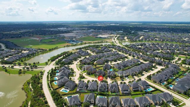 3843 Desert Springs Lane, Fulshear, TX 77441