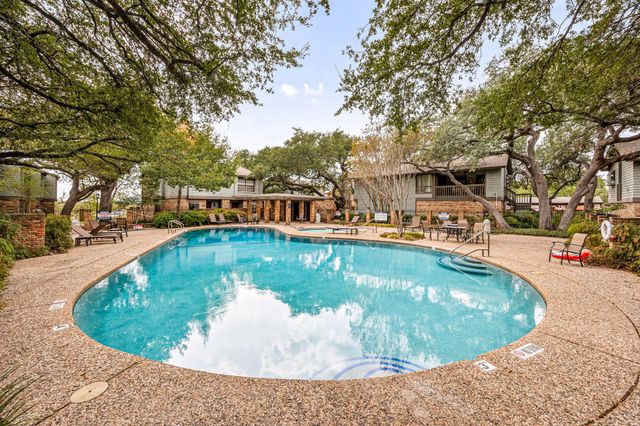 7122 Wood Hollow DR 86, Austin, TX 78731
