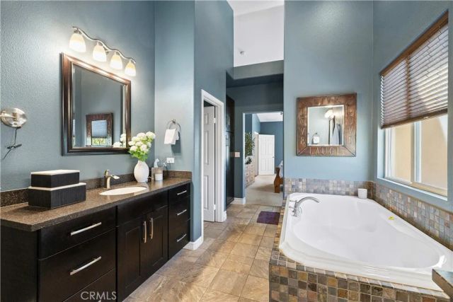 5 Lyon Ridge, Aliso Viejo, CA 92656