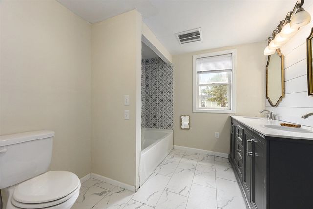 403 Elm Street, Paw Paw, MI 49079