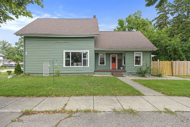 403 Elm Street, Paw Paw, MI 49079