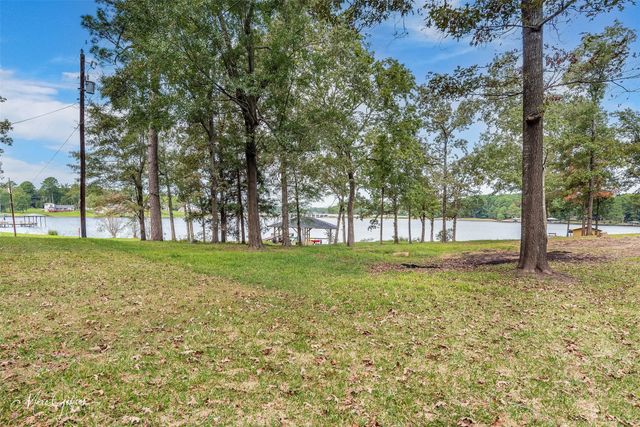 251 Jessie Jones Drive, Benton, LA 71006