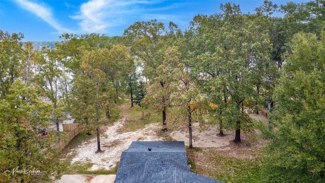 251 Jessie Jones Drive, Benton, LA 71006