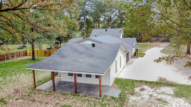 251 Jessie Jones Drive, Benton, LA 71006