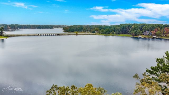 251 Jessie Jones Drive, Benton, LA 71006