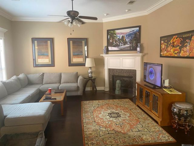 41103 Garden Ct, Gonzales, LA 70737