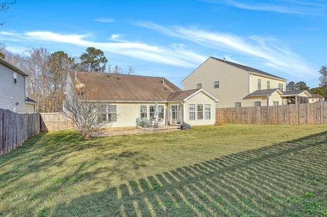 214 Goldfinch Lane, Summerville, SC 29485