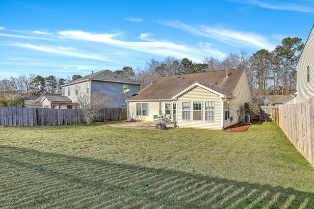 214 Goldfinch Lane, Summerville, SC 29485