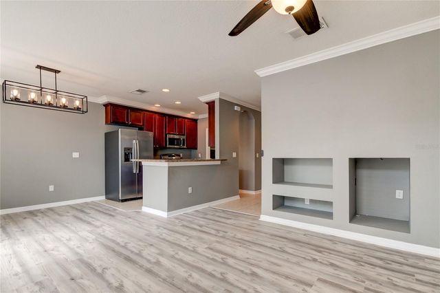 10003 BRADWELL PLACE, Tampa, FL 33626