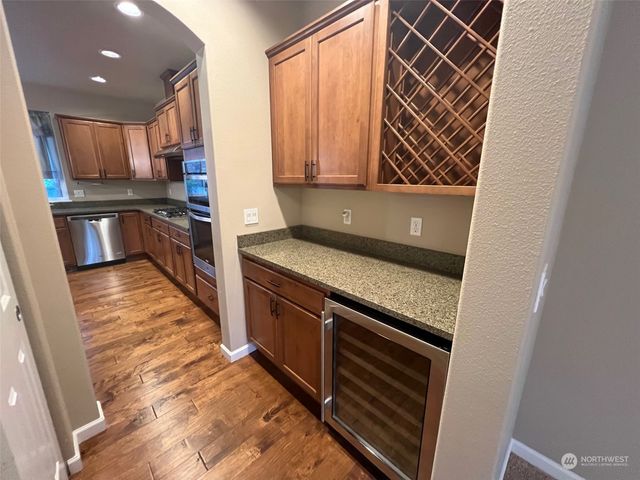 8701 29th Way SE, Olympia, WA 98513