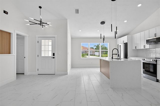 22 ROXBORO DRIVE, Palm Coast, FL 32164