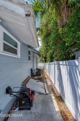 243 N PENINSULA DRIVE, Daytona Beach, FL 32118
