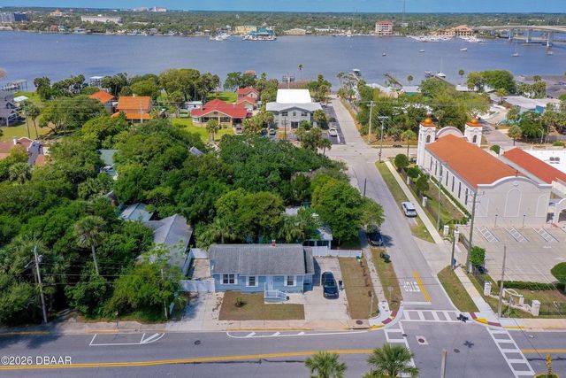 243 N PENINSULA DRIVE, Daytona Beach, FL 32118