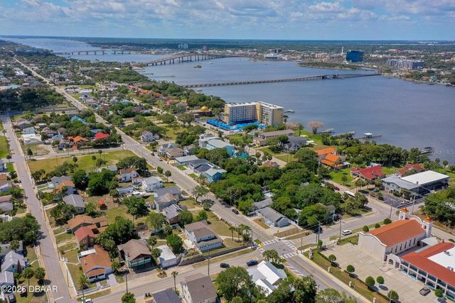 243 N PENINSULA DRIVE, Daytona Beach, FL 32118