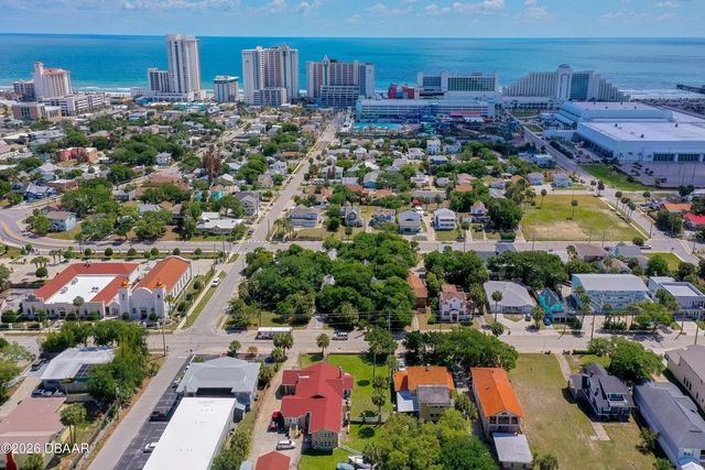 243 N PENINSULA DRIVE, Daytona Beach, FL 32118