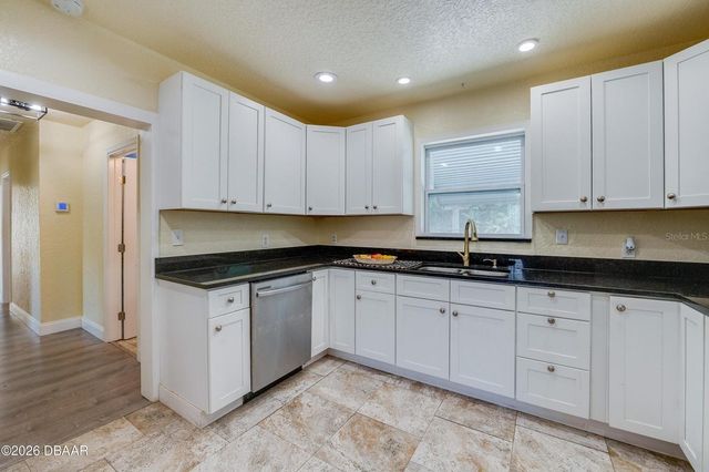 243 N PENINSULA DRIVE, Daytona Beach, FL 32118