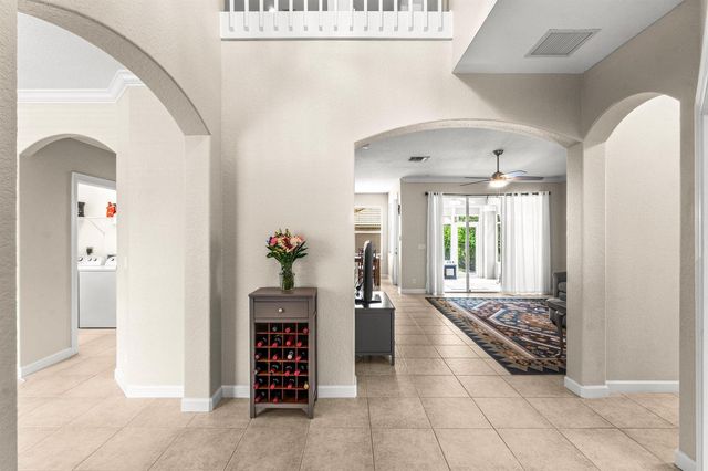 8125 Calterra Drive, Palm Beach Gardens, FL 33418